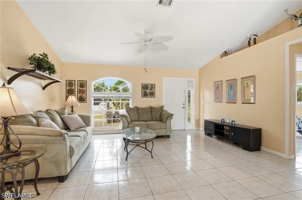 919 NE 18th Terrace Cape Coral FL 33909