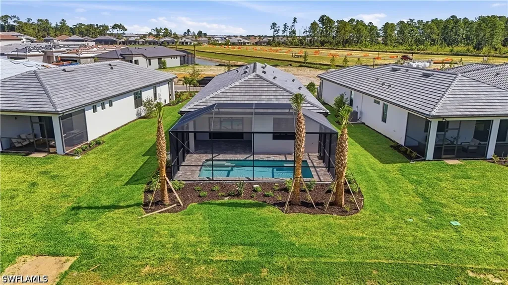 2139 Freemont Way Naples FL 34120