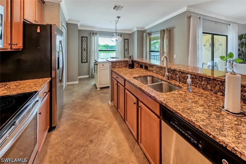 9513 Avellino Way Naples FL 34113