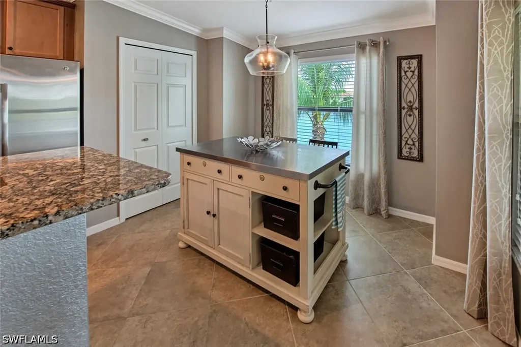 9513 Avellino Way Naples FL 34113