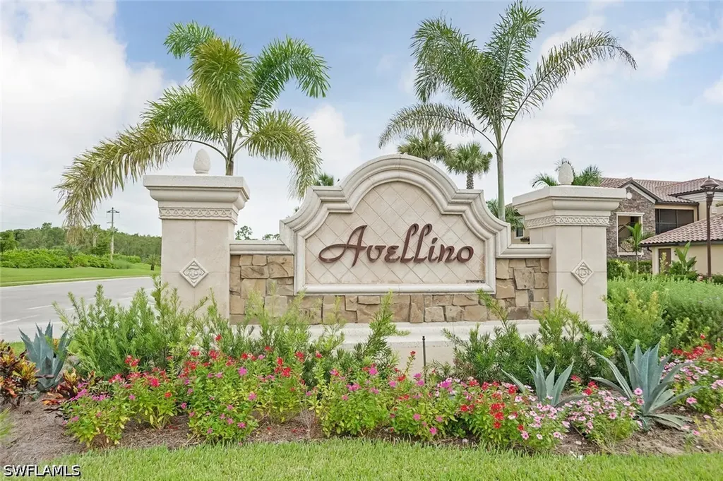 9513 Avellino Way Naples FL 34113
