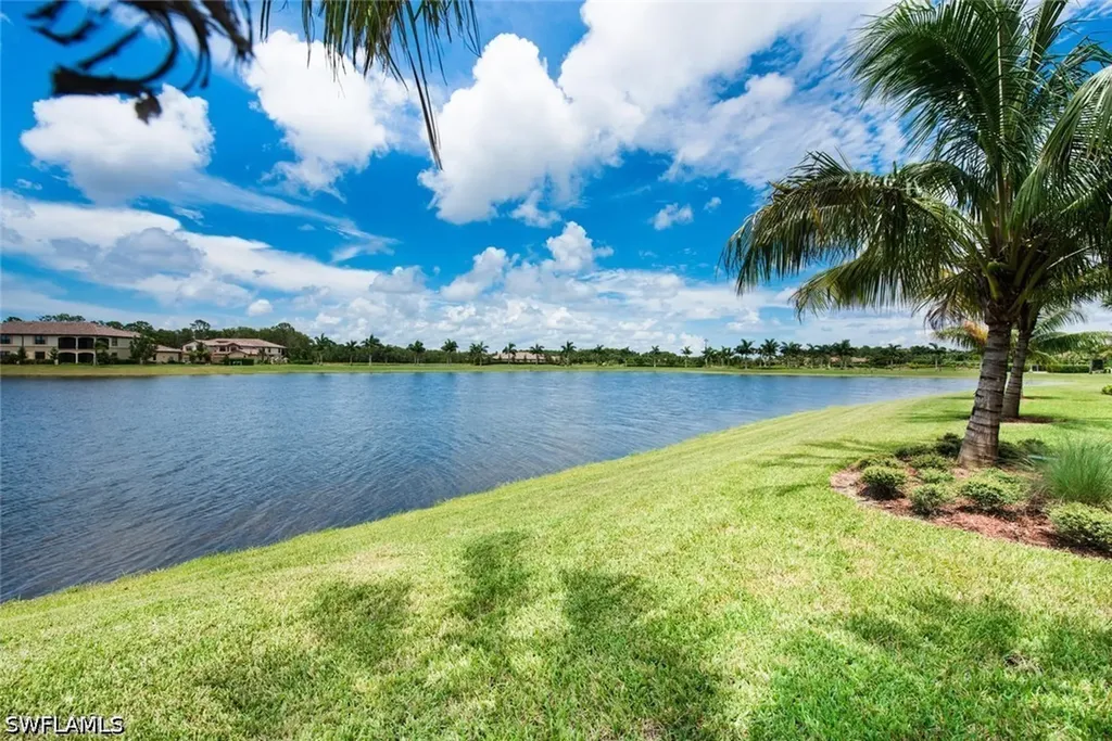 9513 Avellino Way Naples FL 34113