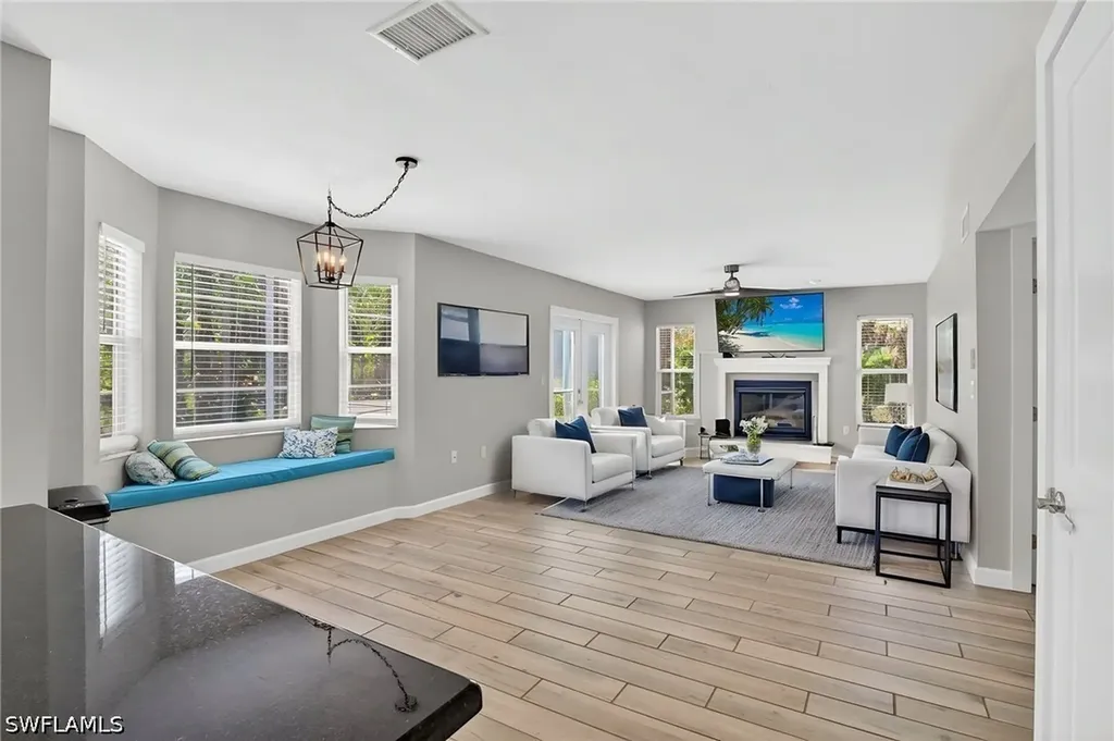 1720 16th Street NE Naples FL 34120