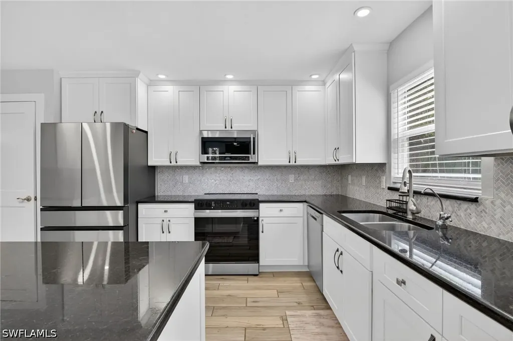 1720 16th Street NE Naples FL 34120