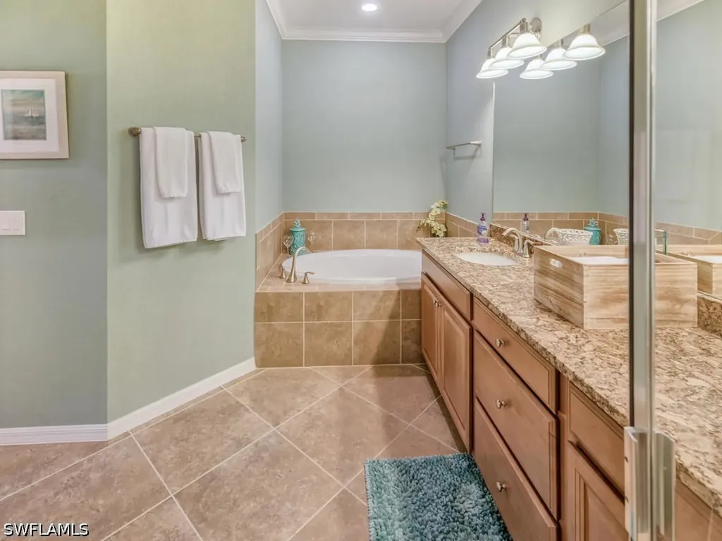 9484 Casoria Court Naples FL 34113