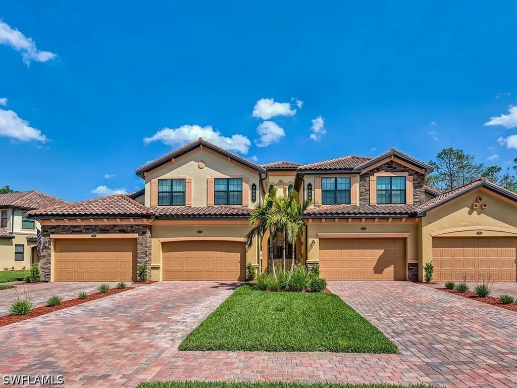 9484 Casoria Court Naples FL 34113
