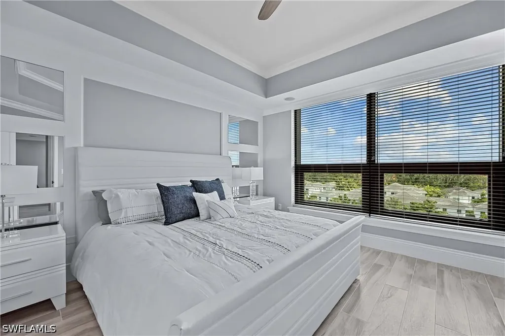 9115 Strada Place Naples FL 34108