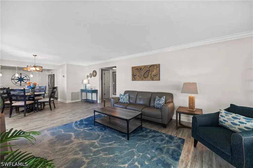 1100 8th Avenue S Naples FL 34102
