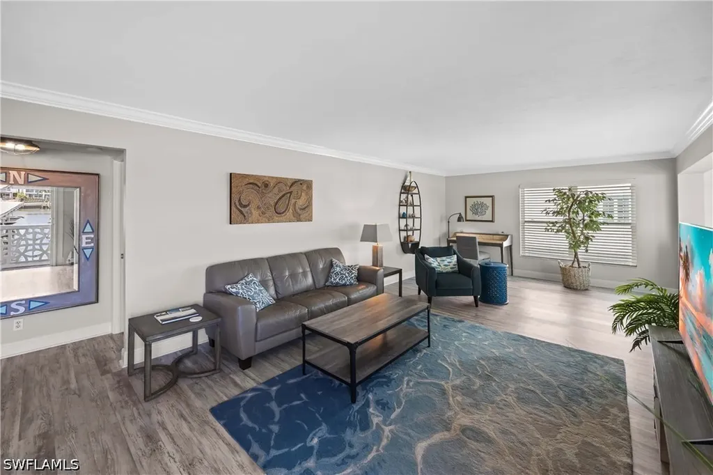 1100 8th Avenue S Naples FL 34102