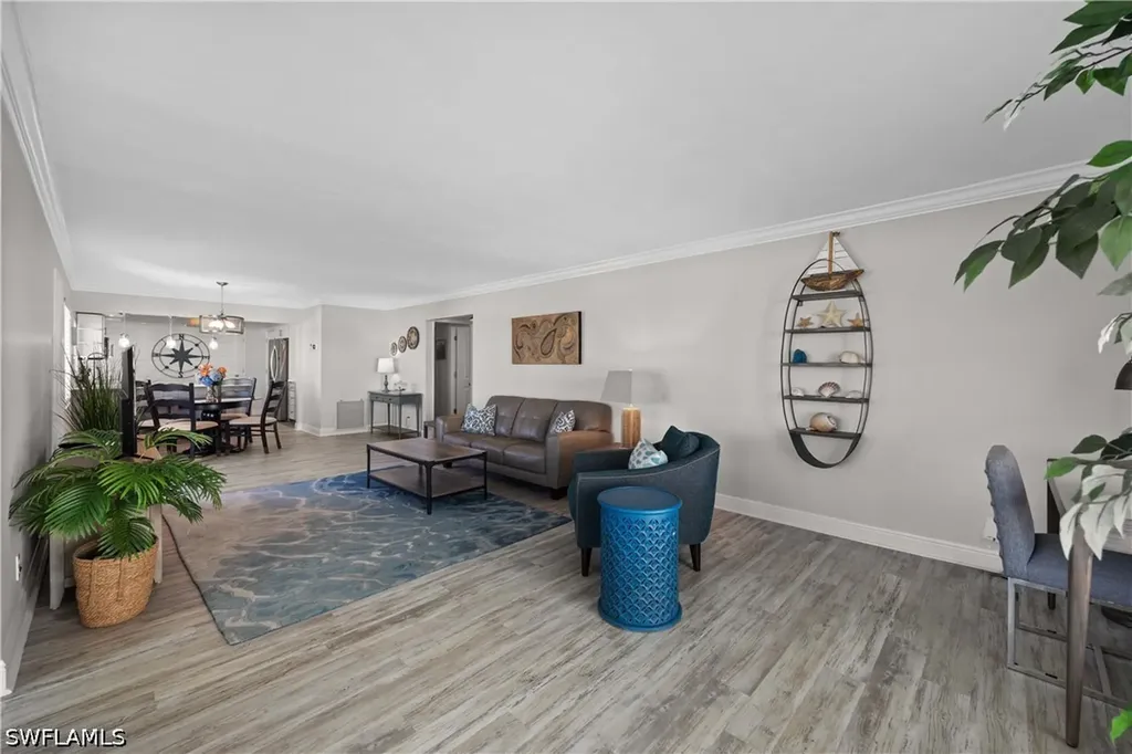 1100 8th Avenue S Naples FL 34102