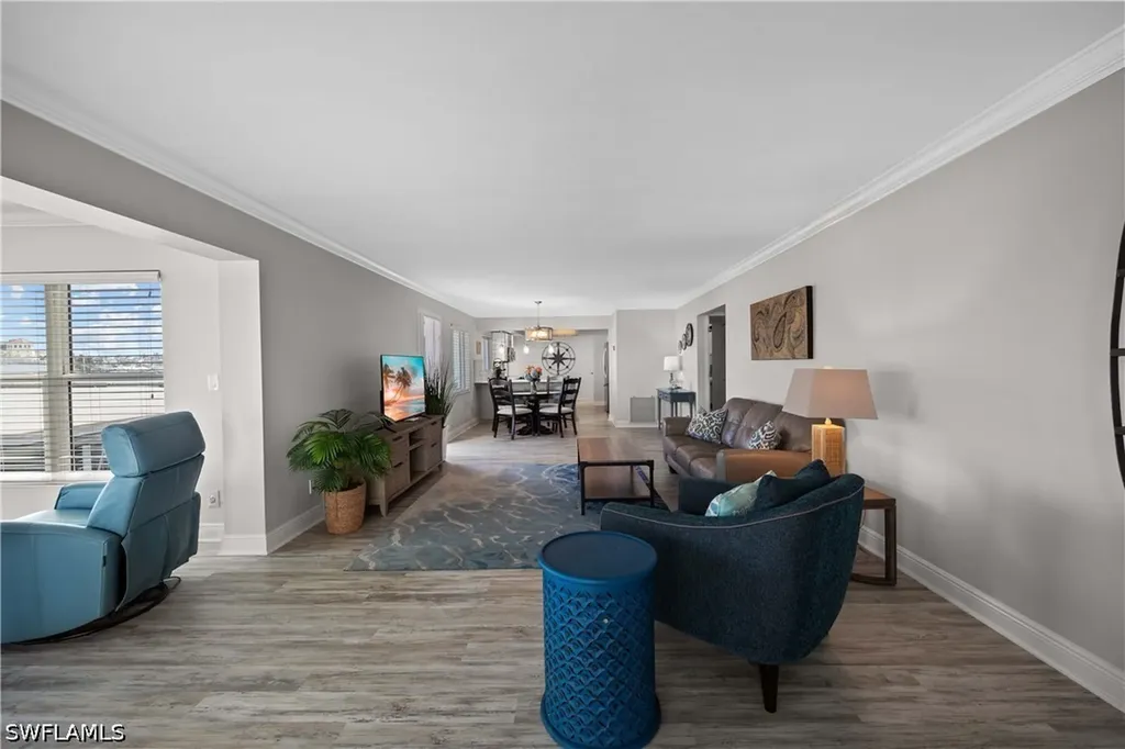 1100 8th Avenue S Naples FL 34102