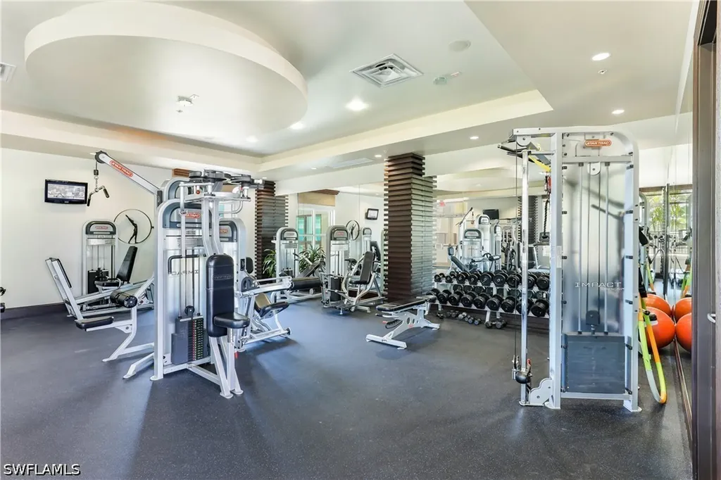 9123 Strada Place Naples FL 34108