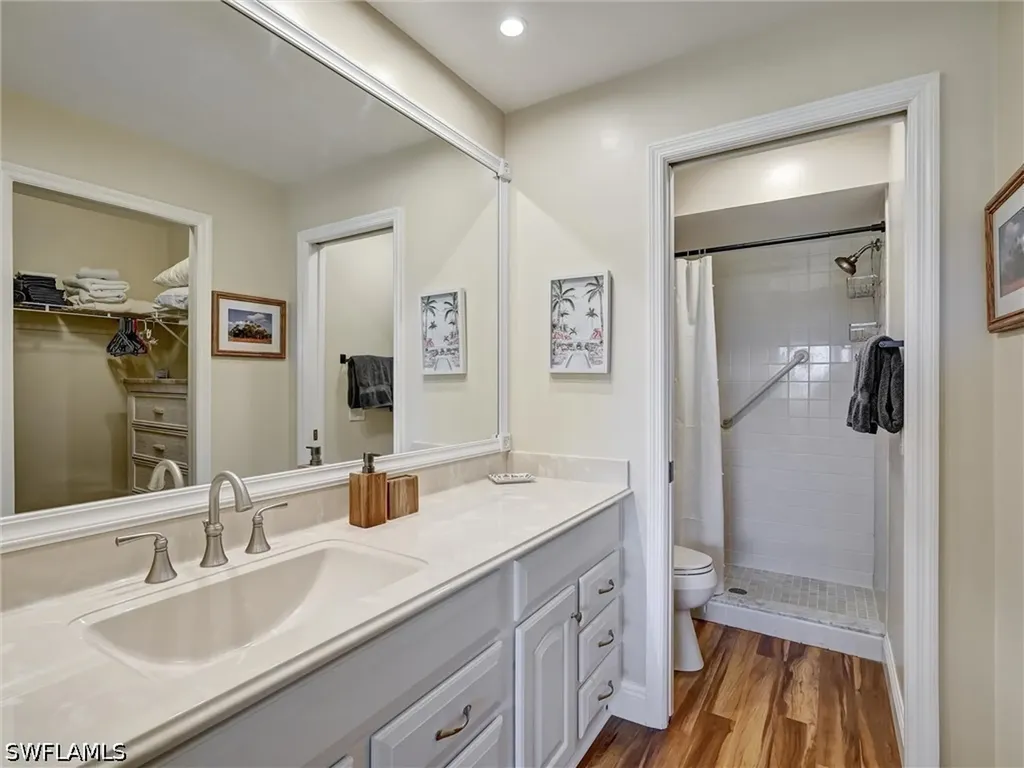 7300 Saint Ives Way Naples FL 34104