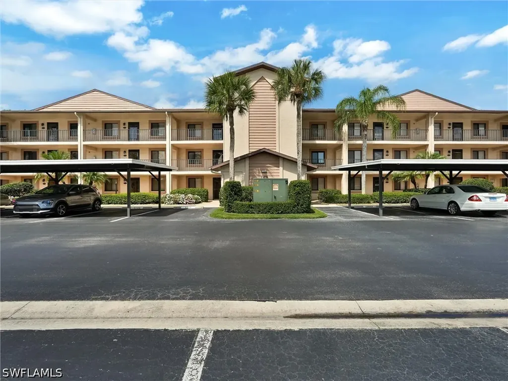 7300 Saint Ives Way Naples FL 34104