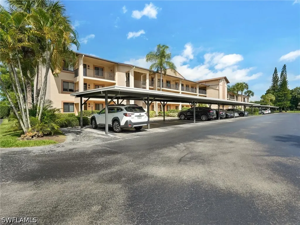 7300 Saint Ives Way Naples FL 34104