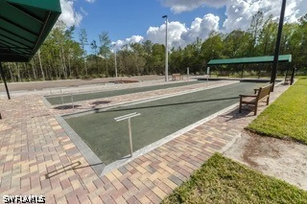 7300 Saint Ives Way Naples FL 34104