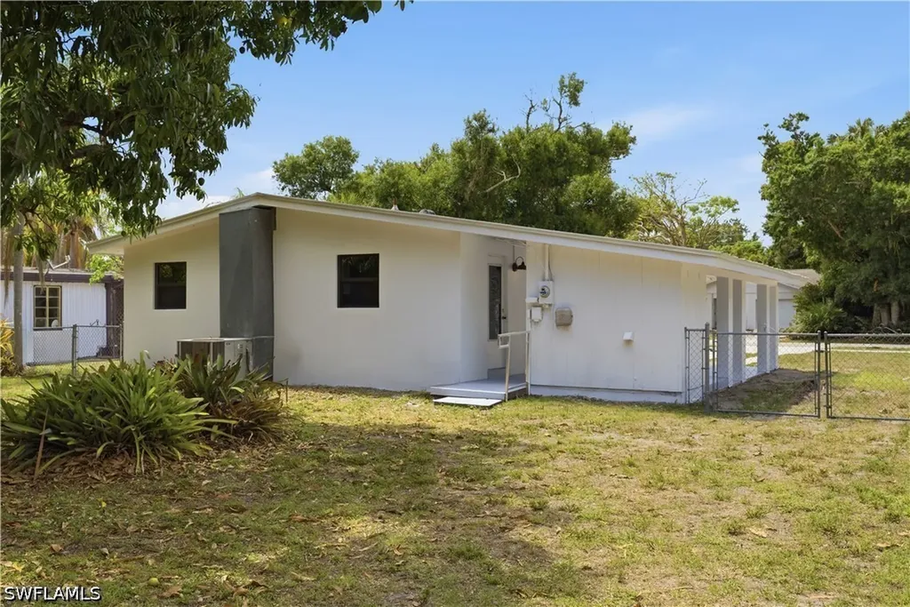 1835 Coronado Road Fort Myers FL 33901