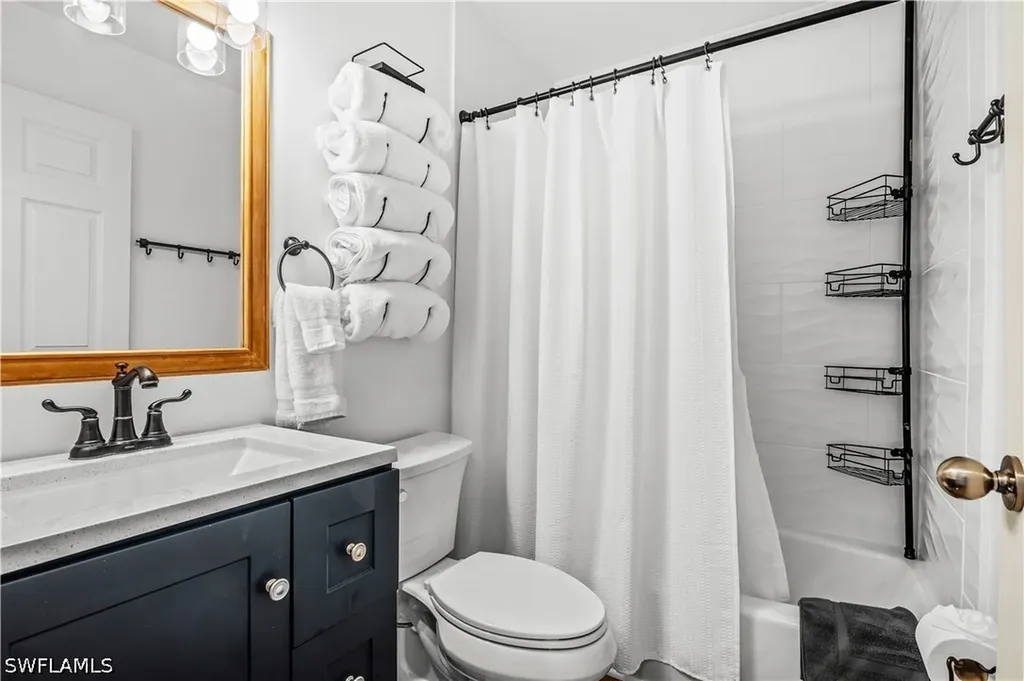 36 5th Street Bonita Springs FL 34134