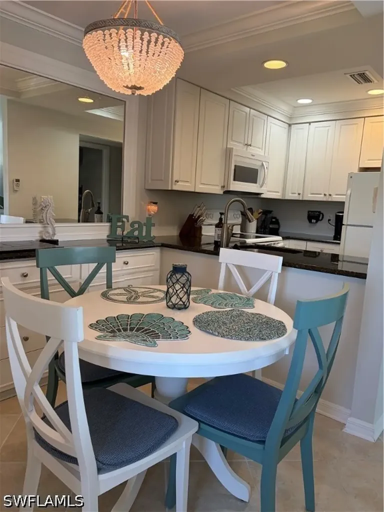 330 Kon Tiki Drive Naples FL 34113