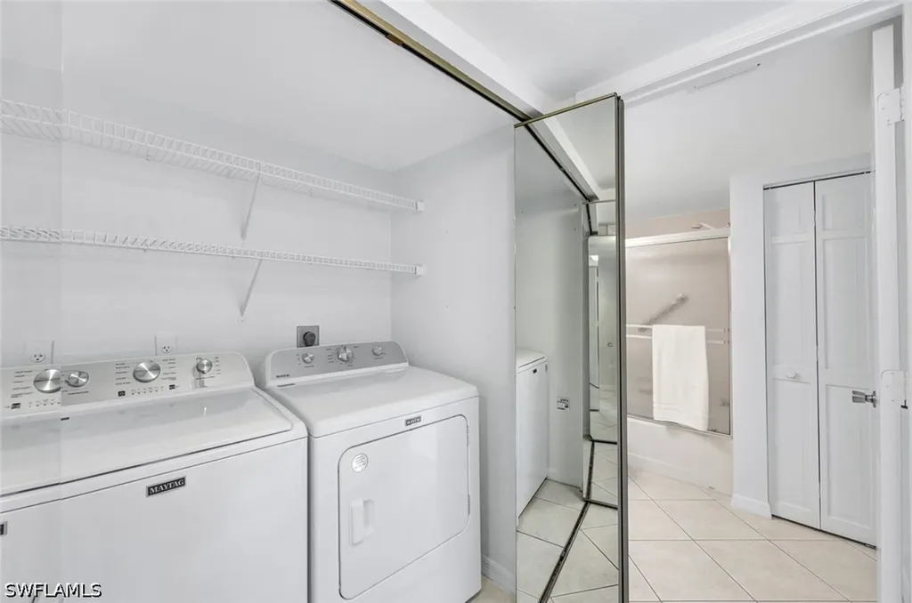 774 Wiggins Lake Drive Naples FL 34110