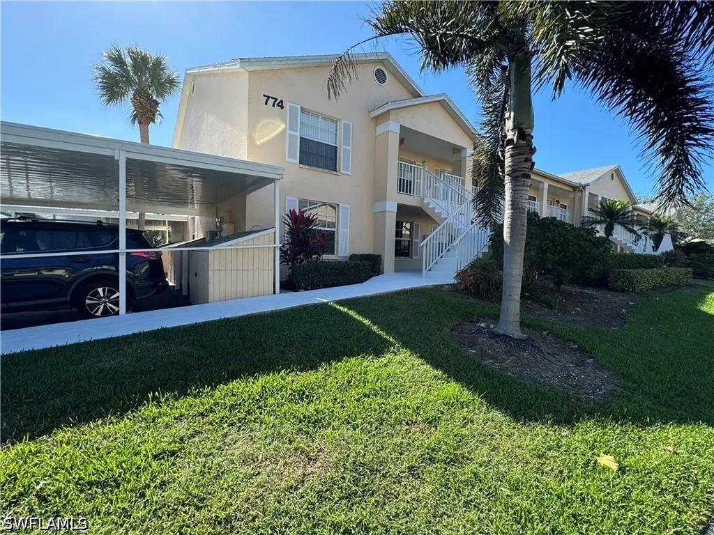 774 Wiggins Lake Drive Naples FL 34110