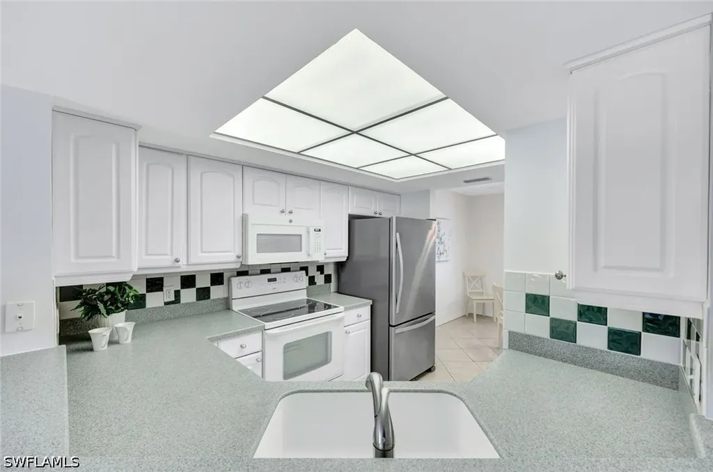 774 Wiggins Lake Drive Naples FL 34110