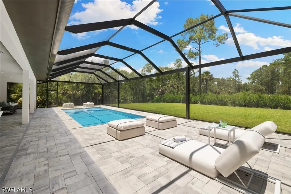 4751 1st Avenue SW Naples FL 34119