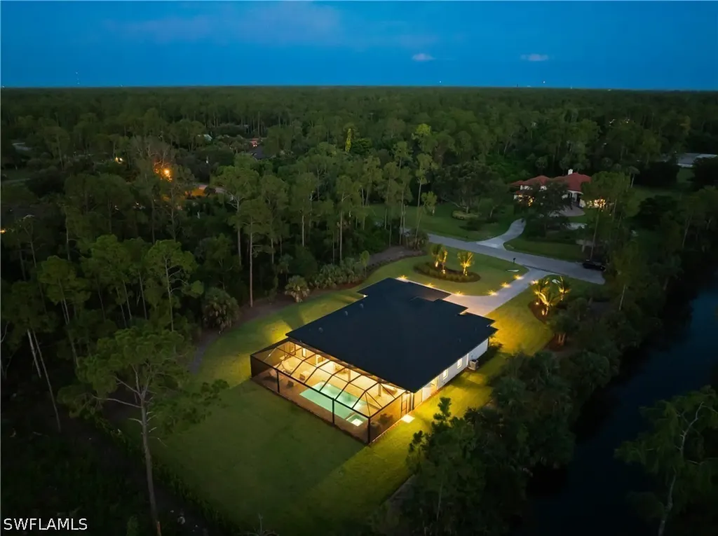 4751 1st Avenue SW Naples FL 34119