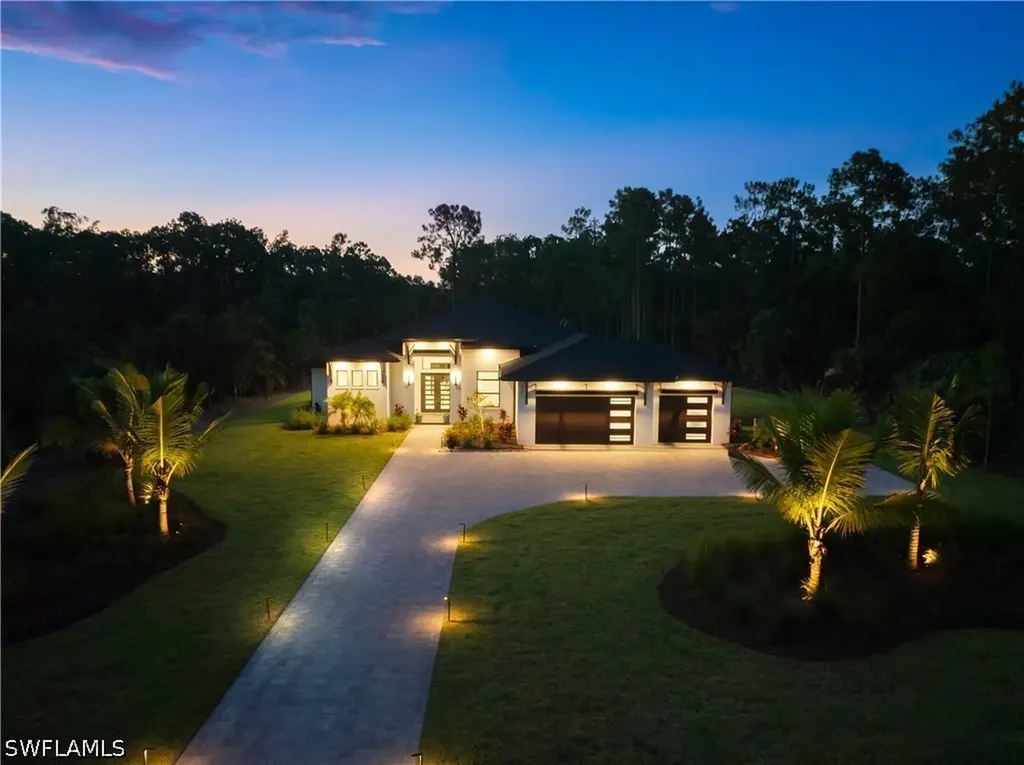 4751 1st Avenue SW Naples FL 34119