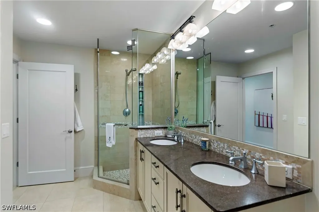 9115 Strada Place Naples FL 34108