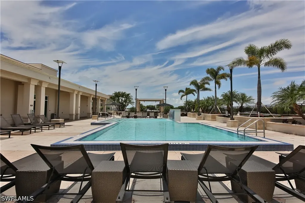 9115 Strada Place Naples FL 34108
