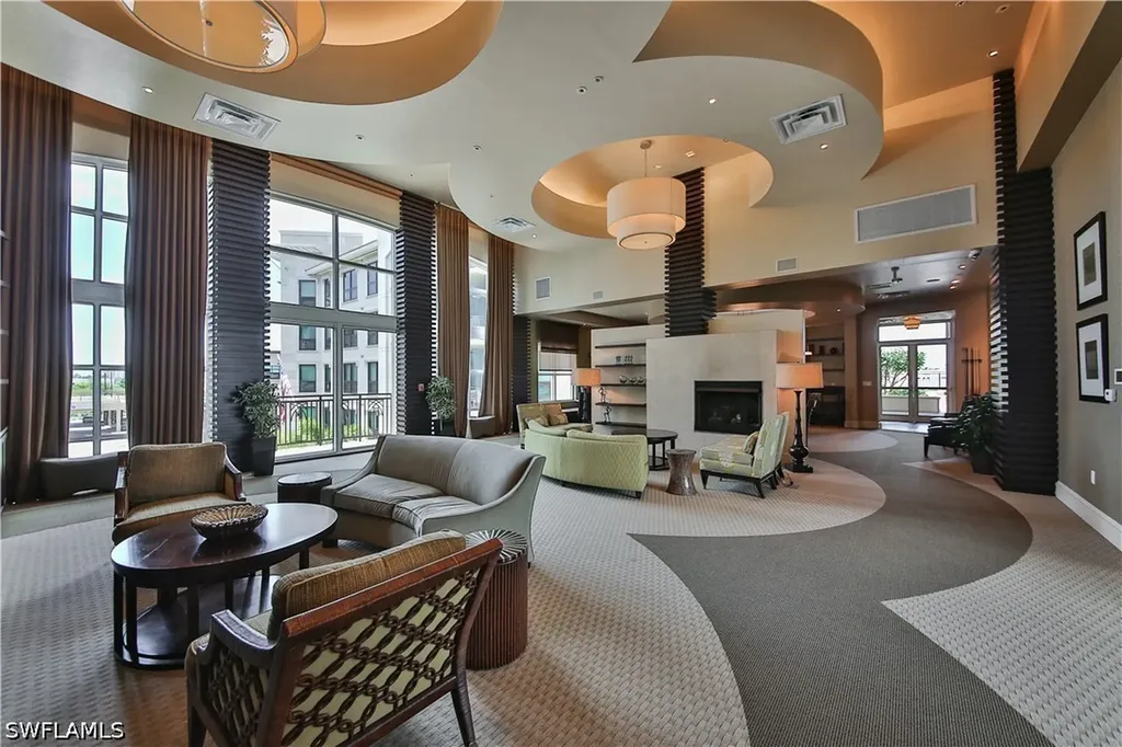 9115 Strada Place Naples FL 34108