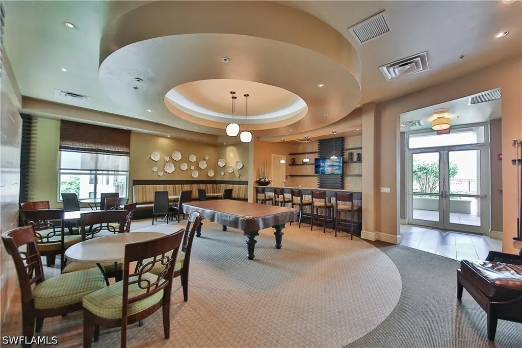 9115 Strada Place Naples FL 34108