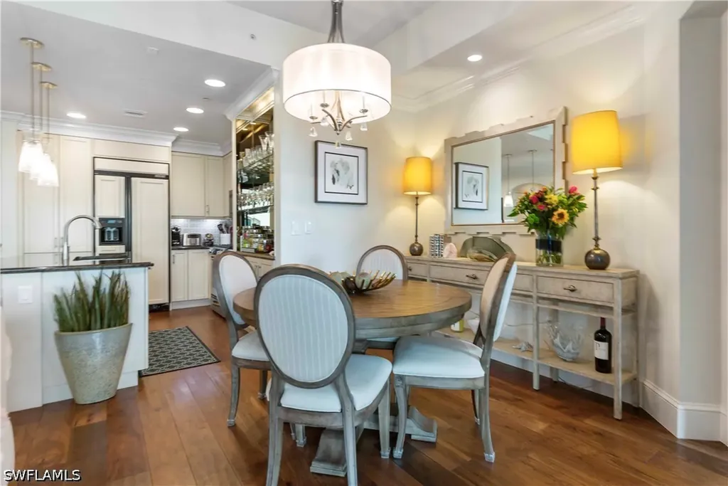 9115 Strada Place Naples FL 34108