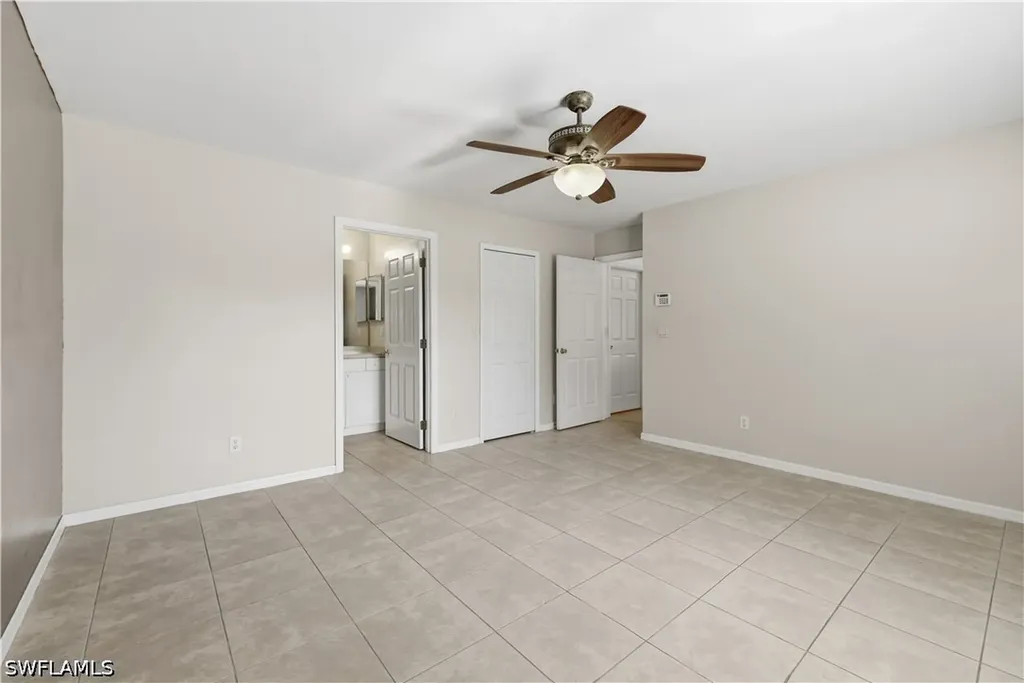 1082 Ridgeway Drive North Fort Myers FL 33903