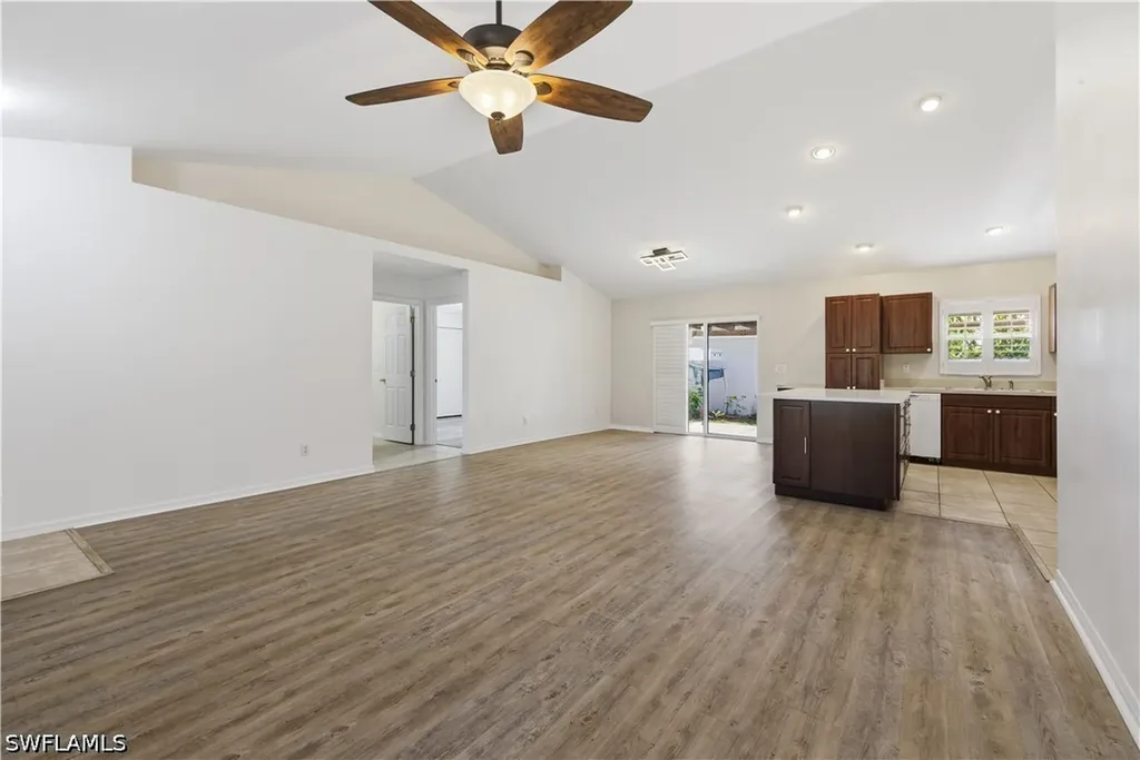 1082 Ridgeway Drive North Fort Myers FL 33903