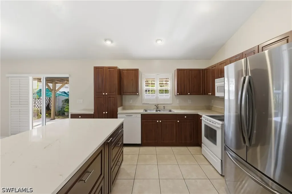 1082 Ridgeway Drive North Fort Myers FL 33903