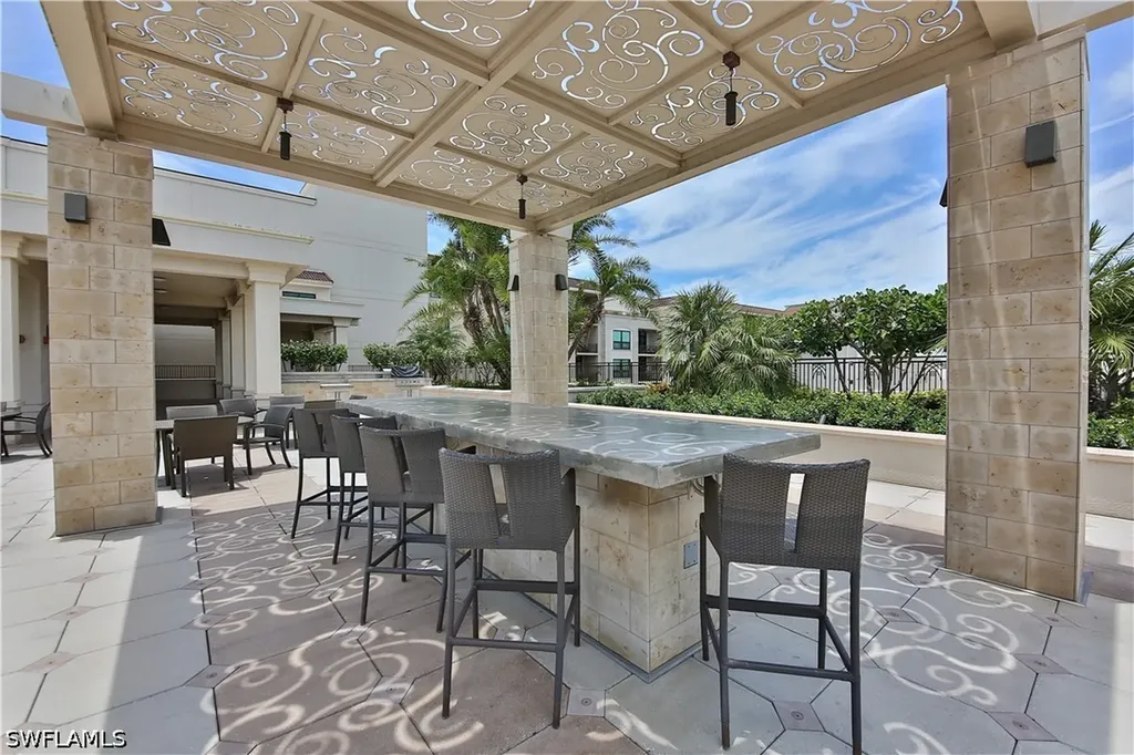 9115 Strada Place Naples FL 34108