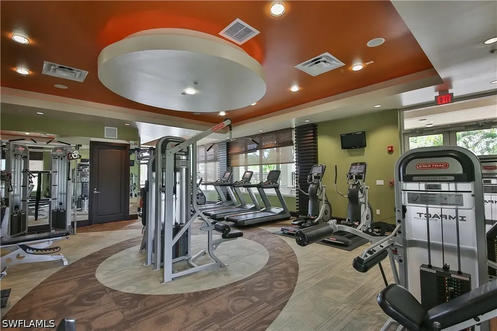 9115 Strada Place Naples FL 34108