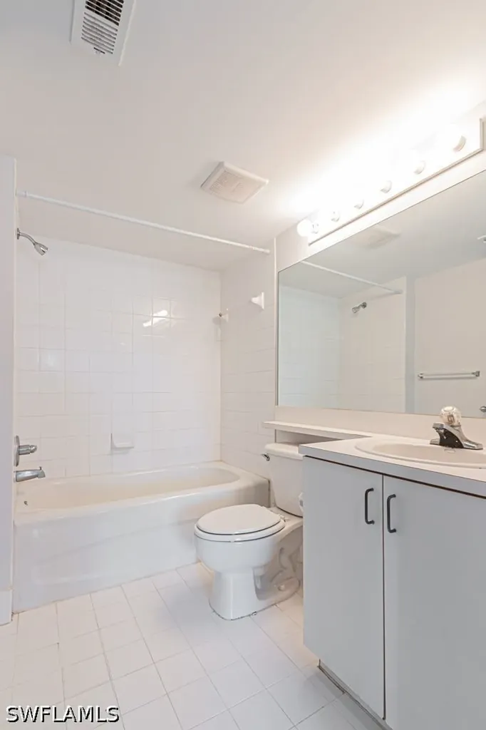 1810 Florida Club Circle Naples FL 34112