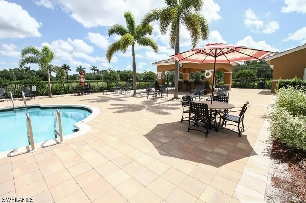 1810 Florida Club Circle Naples FL 34112