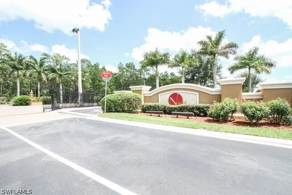 1810 Florida Club Circle Naples FL 34112