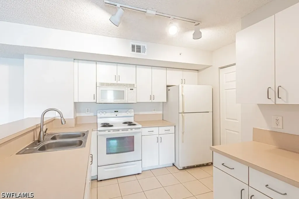 1810 Florida Club Circle Naples FL 34112