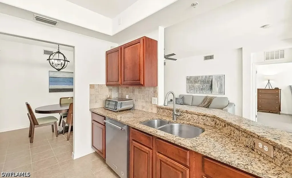 1315 Henley Street Naples FL 34105
