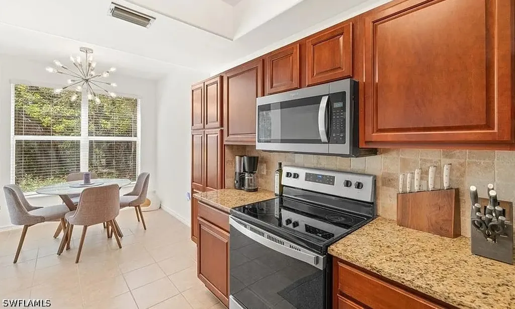 1315 Henley Street Naples FL 34105