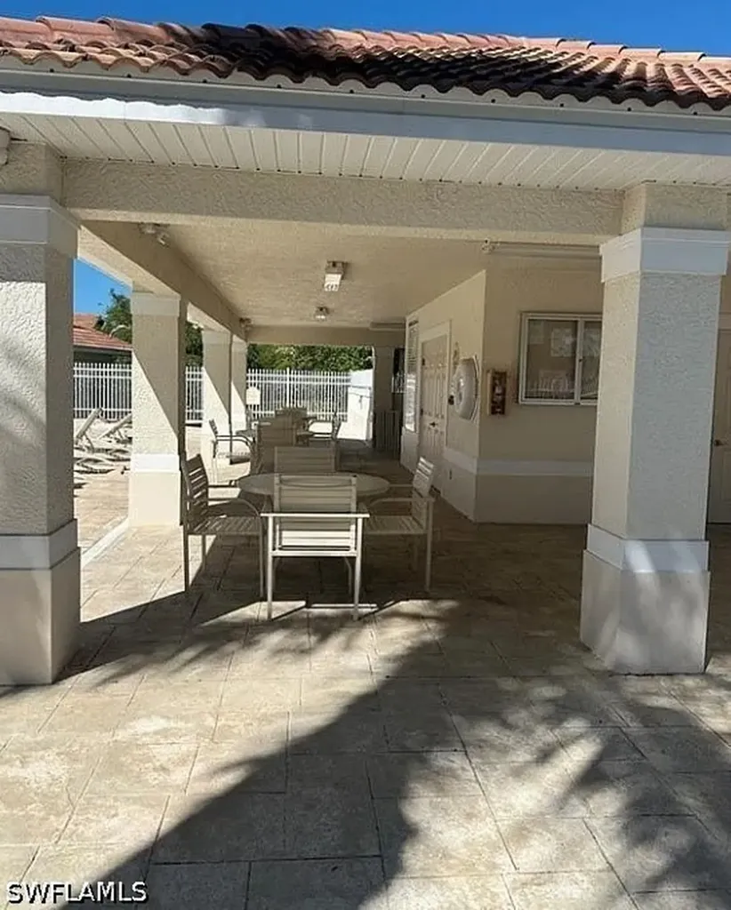 1315 Henley Street Naples FL 34105