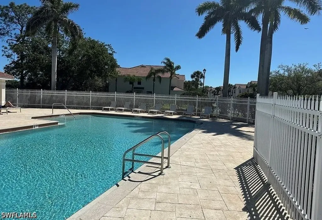 1315 Henley Street Naples FL 34105