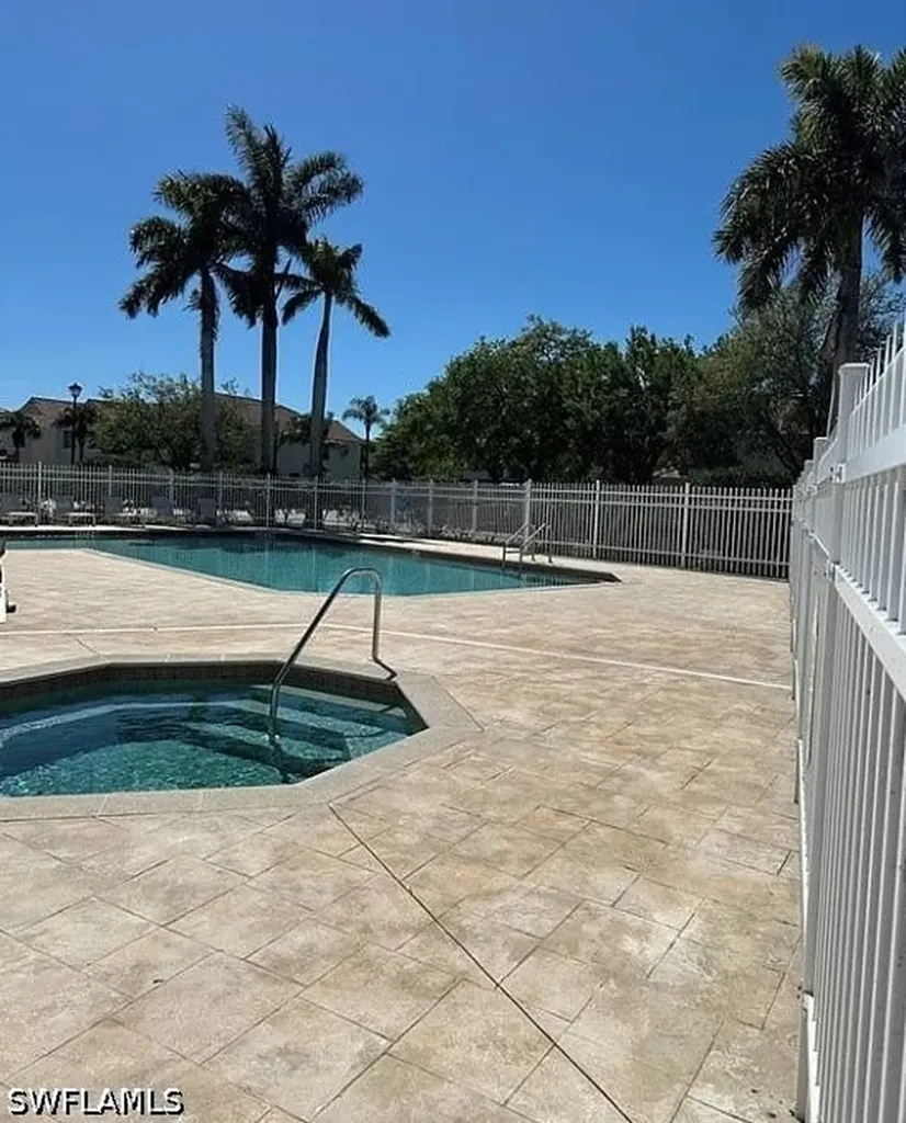 1315 Henley Street Naples FL 34105