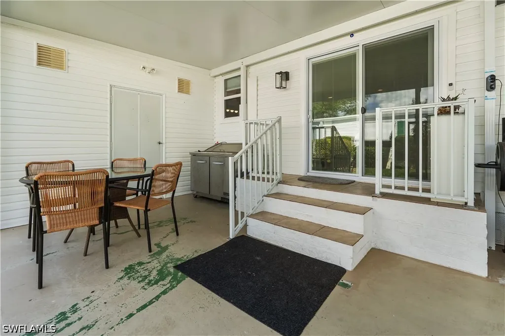 58 Le Mans Drive Naples FL 34112