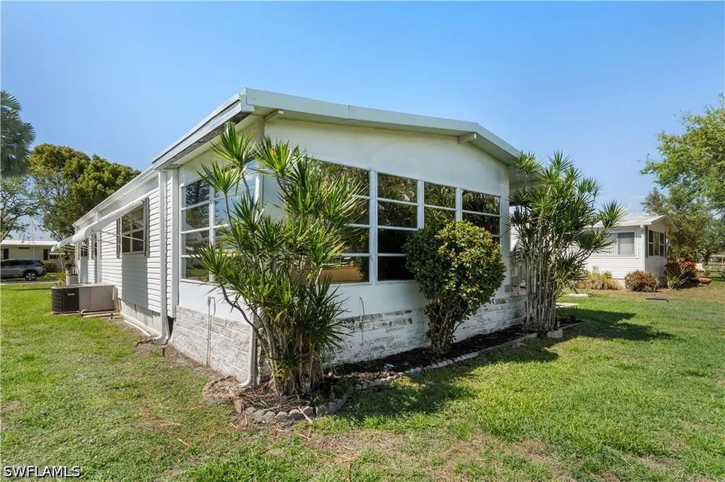 58 Le Mans Drive Naples FL 34112